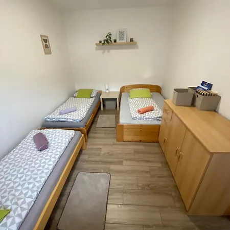 Beníškovec, *